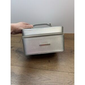 RODAN And FIELDS Silver Leather Makeup Jewelry Accessory Box / Travel Case